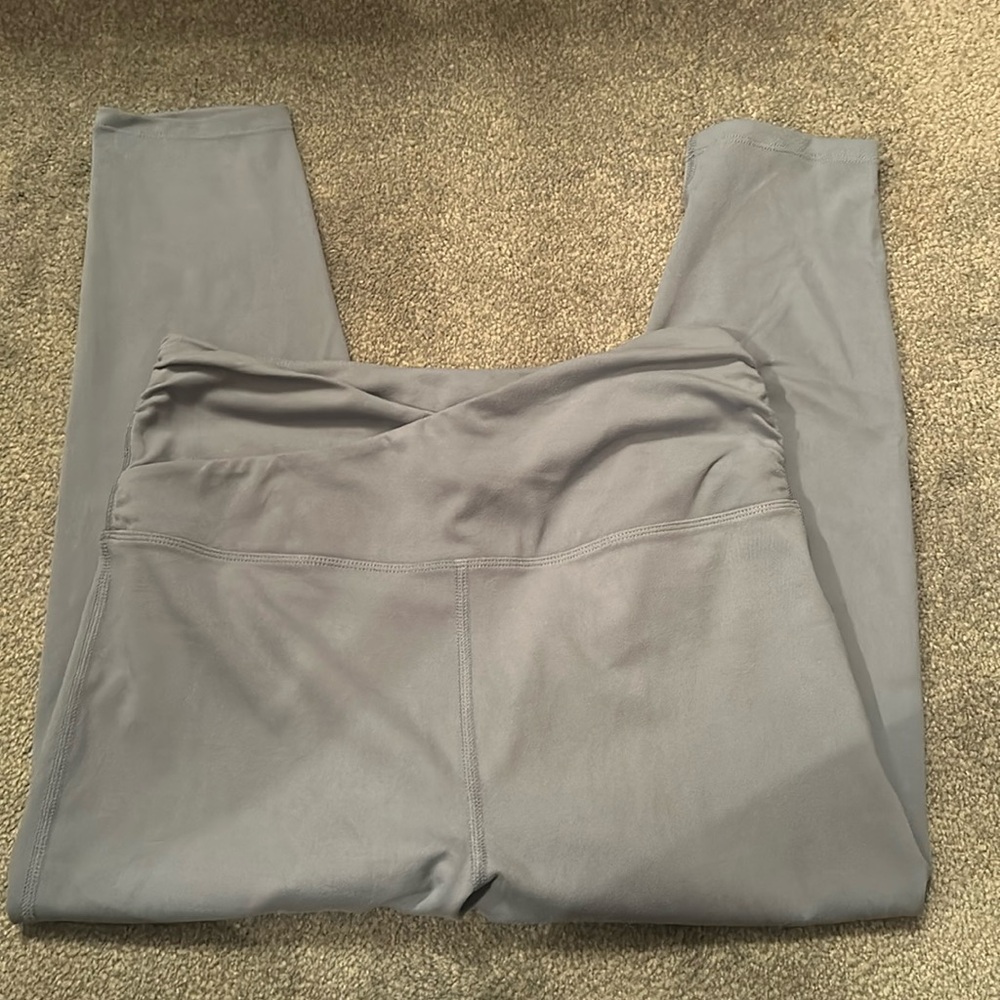 earth yoga crossover leggings